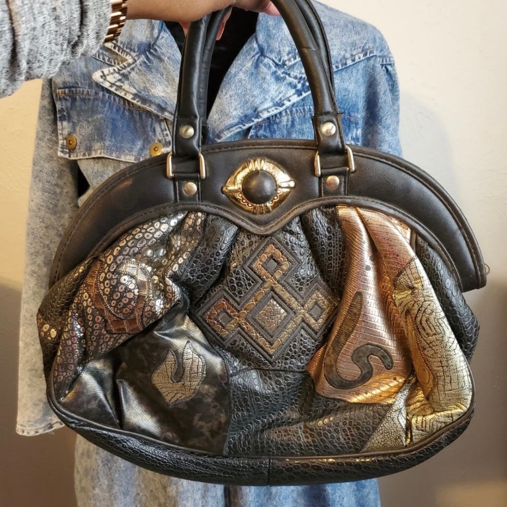 Nas handbag